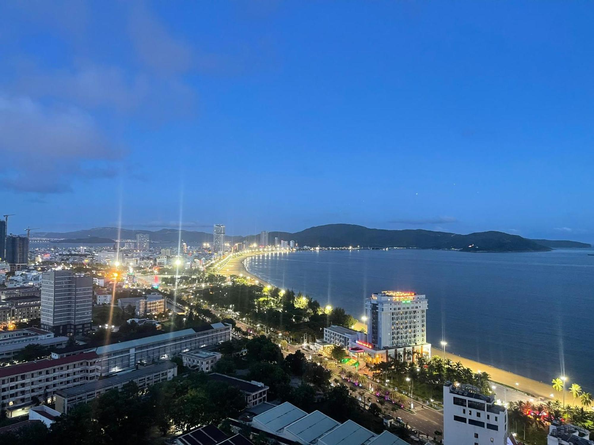 Tony Apartment -Flc Sea Tower Quy Nhon Bagian luar foto